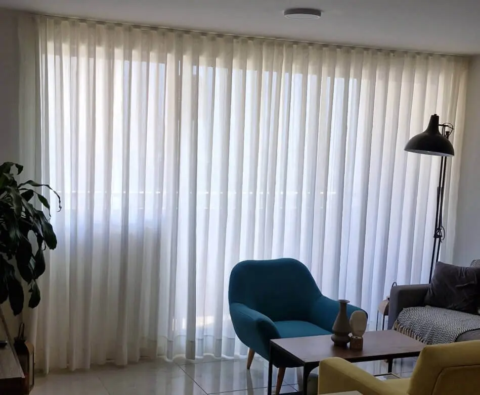 Cortina onda velo semipesado en Ibagué- Instalación en conjunto Mallorca